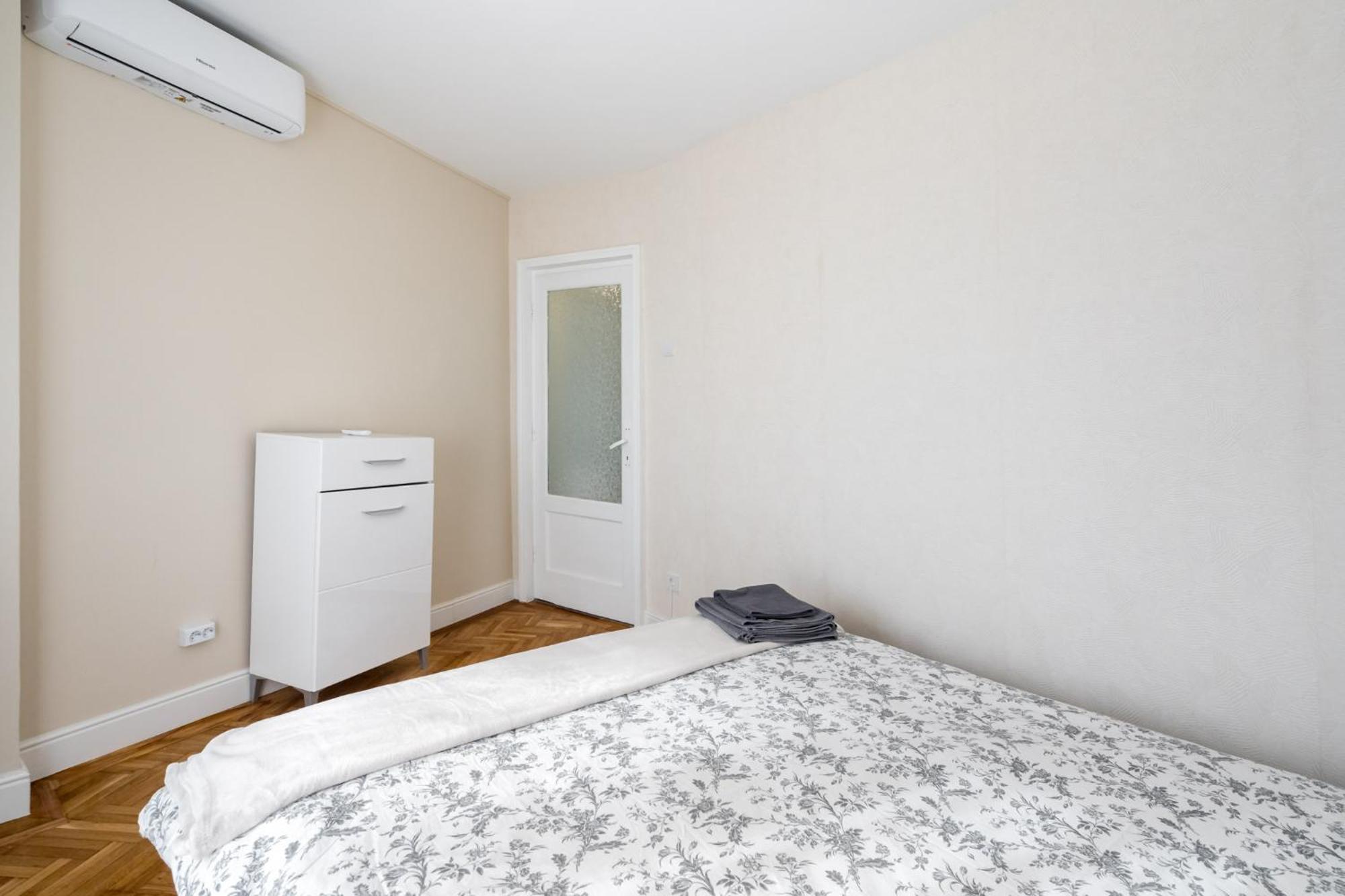 City View Apartment With Private Balcony Bucureşti Exterior foto
