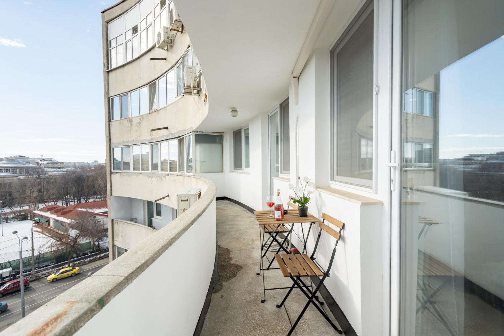 City View Apartment With Private Balcony Bucureşti Exterior foto
